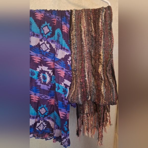 Scarf Bundle - Picture 3 of 4